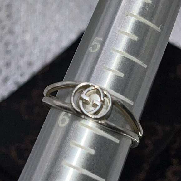 🎁GUCCI INTERLOCKING GG RING size:5.5/6🎁 - Picture 7 of 13